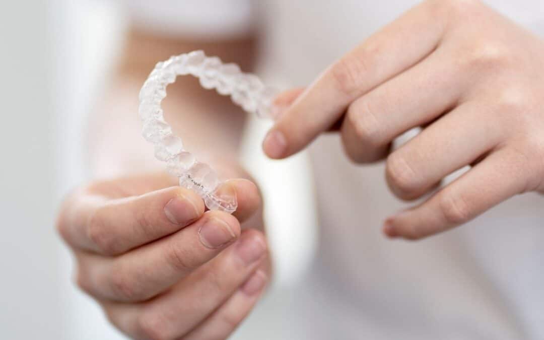 Invisalign Tray Problem signs